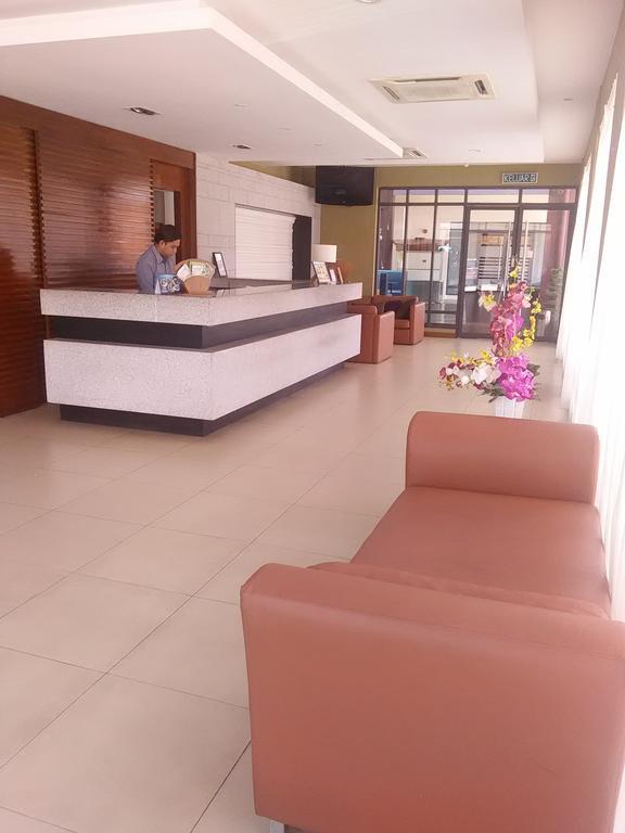Gloria Swiss Hotel & Apartment Сандакан Екстер'єр фото
