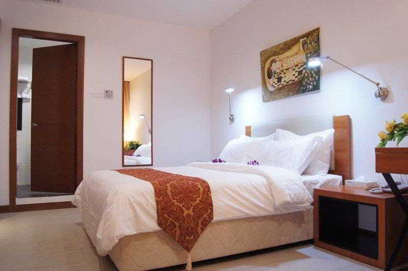Gloria Swiss Hotel & Apartment Сандакан Номер фото