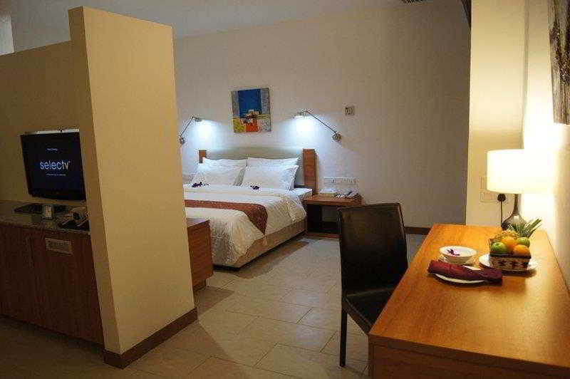 Gloria Swiss Hotel & Apartment Сандакан Номер фото