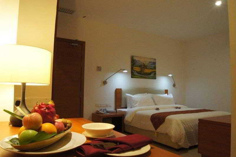 Gloria Swiss Hotel & Apartment Сандакан Номер фото