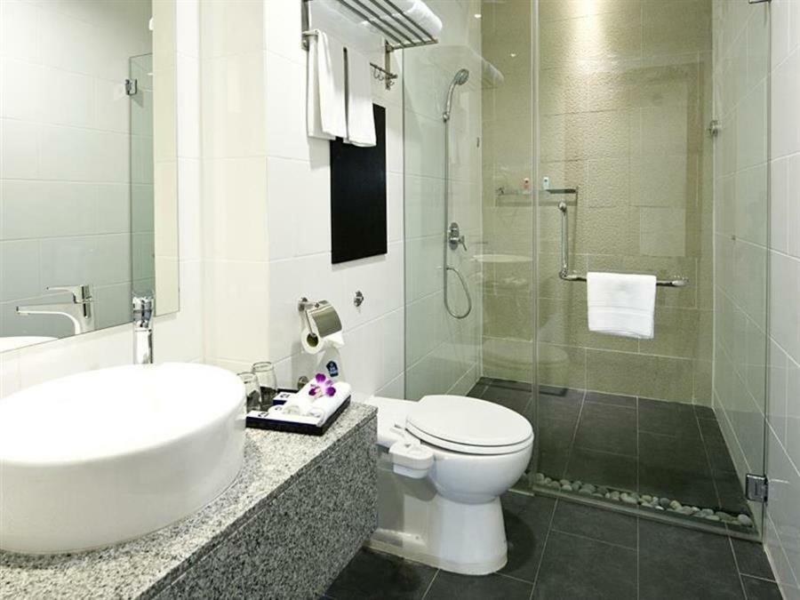 Gloria Swiss Hotel & Apartment Сандакан Екстер'єр фото